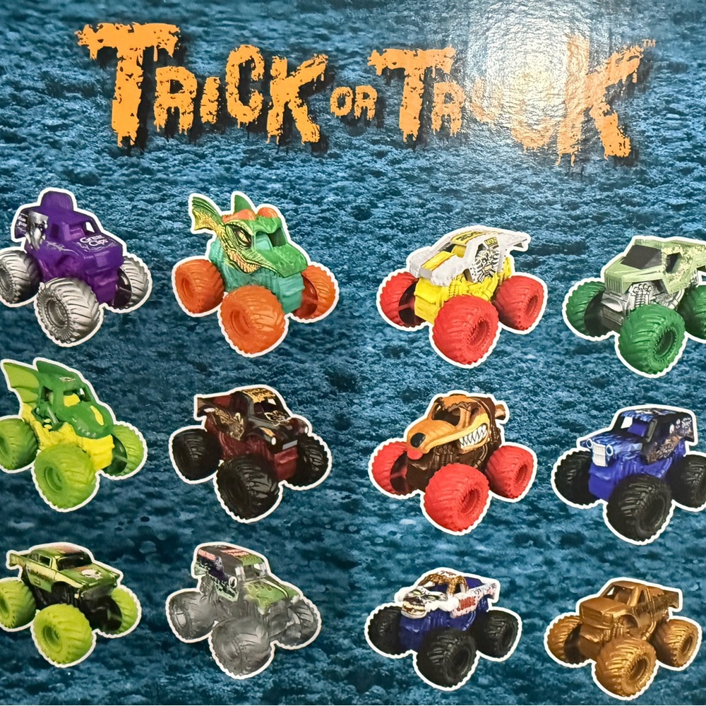 Brand new set of monster jam minis from Halloween